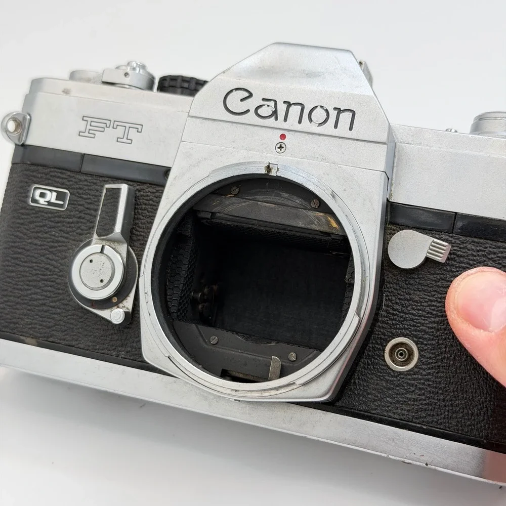 Canon FT QL 35mm SLR Film Camera Body Silver Vintage Made in Japan 160137